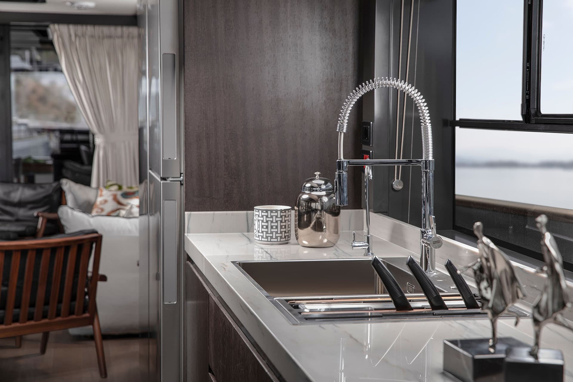 2030 Sirena 78 for Sale in Florida City, Florida Flybridge 5
