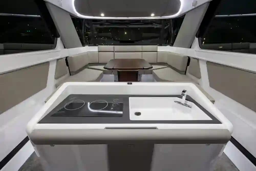 2031 Power Yachts DTEK Outage for Sale in Paris, FR Aft Cabin 4