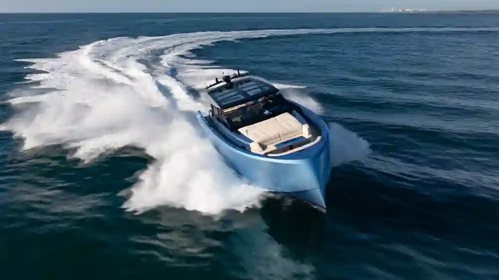 2024 Sirena Sirena 88 for Sale in Miami, Florida Center Console 3