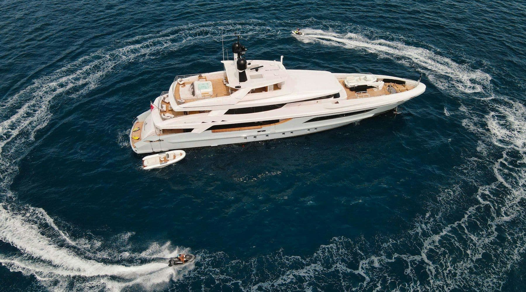 2031 Power Yachts DTEK Outage for Sale in Paris, FR Aft Cabin